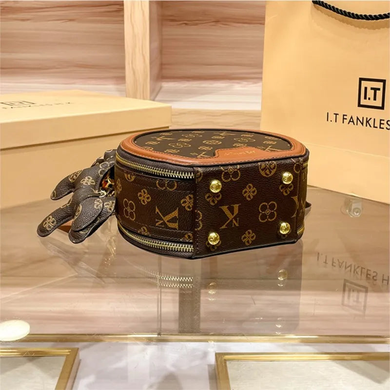 Women's handbag 2025 autumn and winter new item, high-end and high designer single shoulder crossbody bag, light luxury small