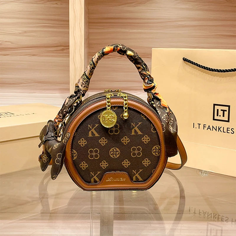 Women's handbag 2025 autumn and winter new item, high-end and high designer single shoulder crossbody bag, light luxury small