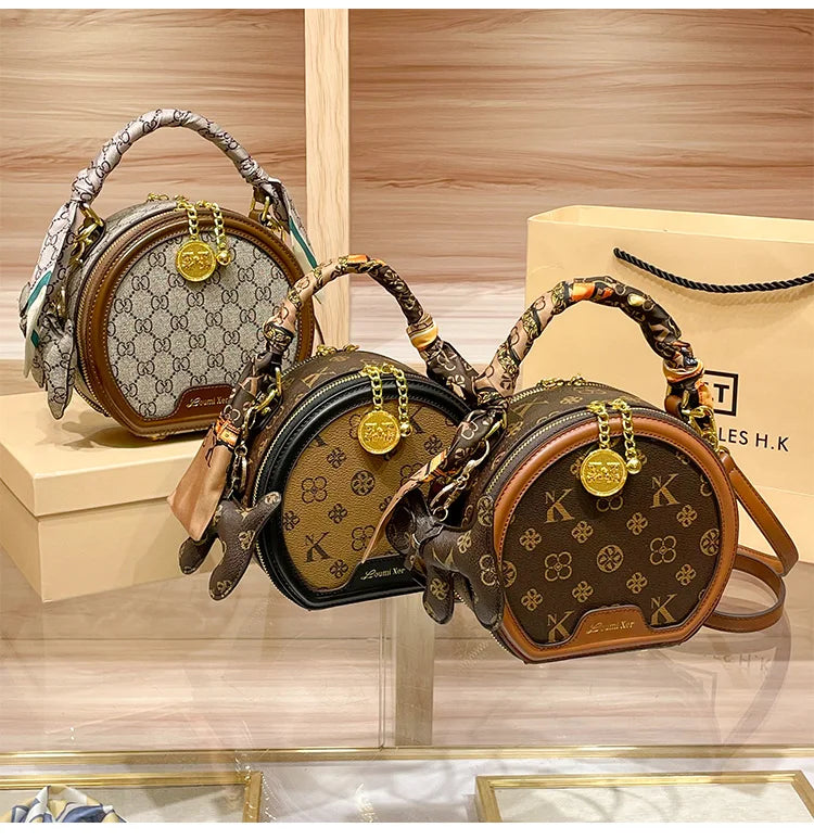 Women's handbag 2025 autumn and winter new item, high-end and high designer single shoulder crossbody bag, light luxury small