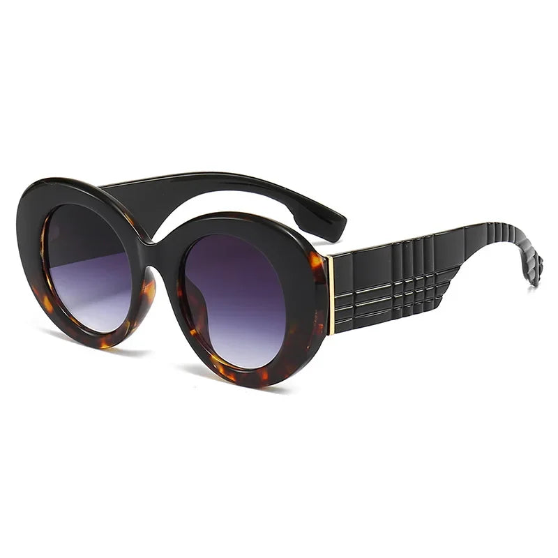 Europe and the United States street photos ins color sunglasses fashion trend catwalk sunglasses retro tortoiseshell glasses