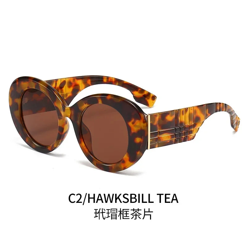 Europe and the United States street photos ins color sunglasses fashion trend catwalk sunglasses retro tortoiseshell glasses